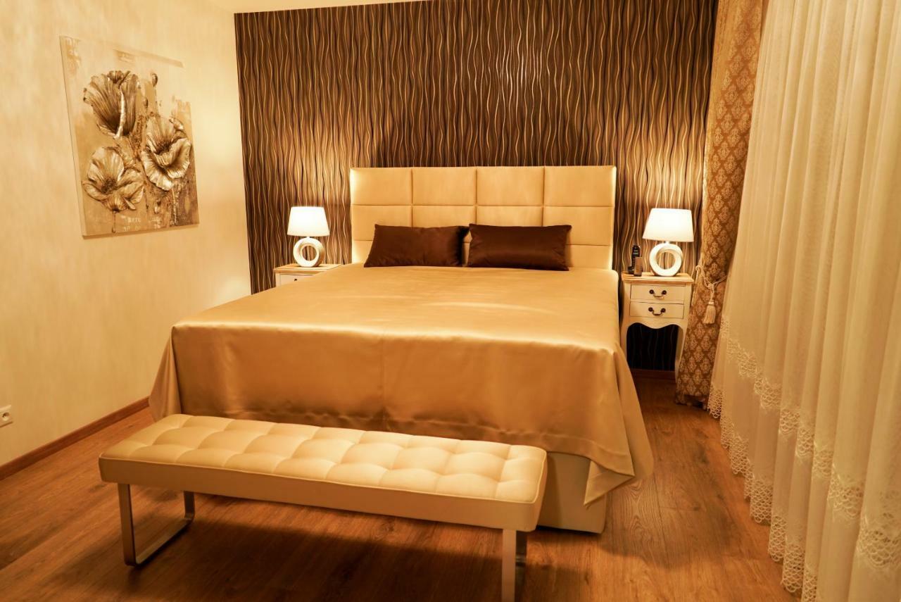 Moravany nad Váhom Luxury Villa מראה חיצוני תמונה